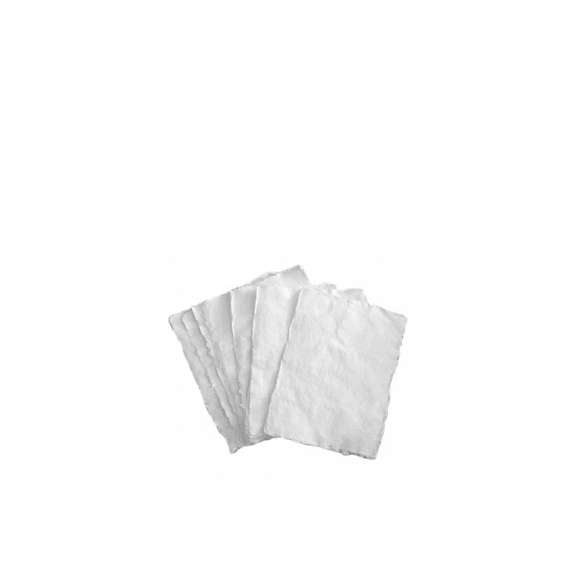 Losse vellen handgeschept papier wit.