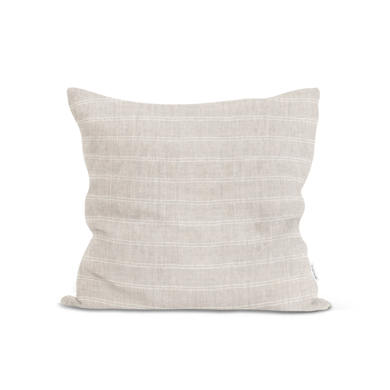 Linnen sierkussen met off white streepje 50x50 cm.