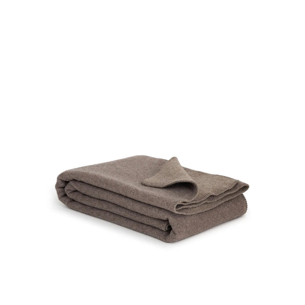 Warme, wollen deken in mooie bruintint.